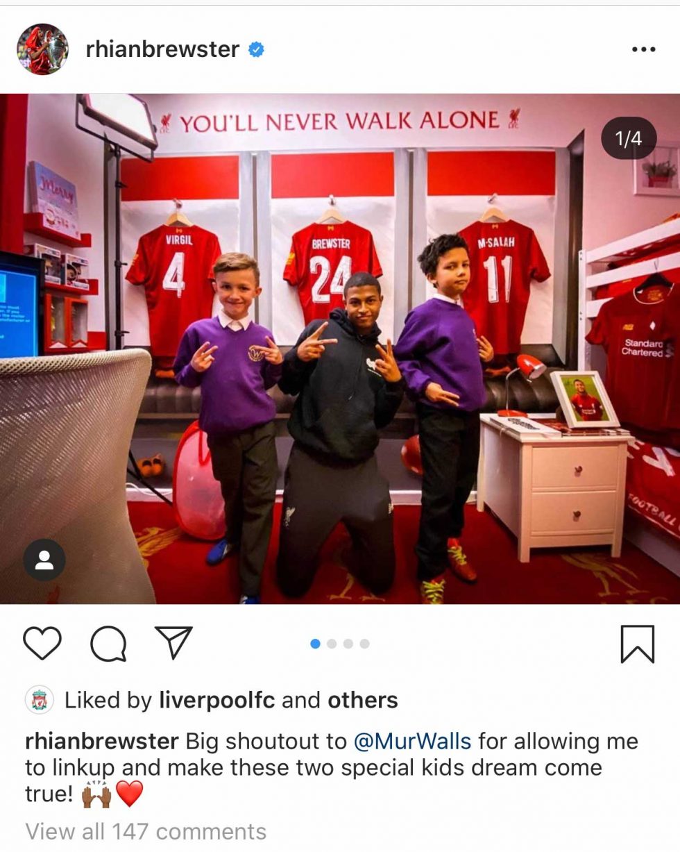 Rhian-Brewster-MurWalls