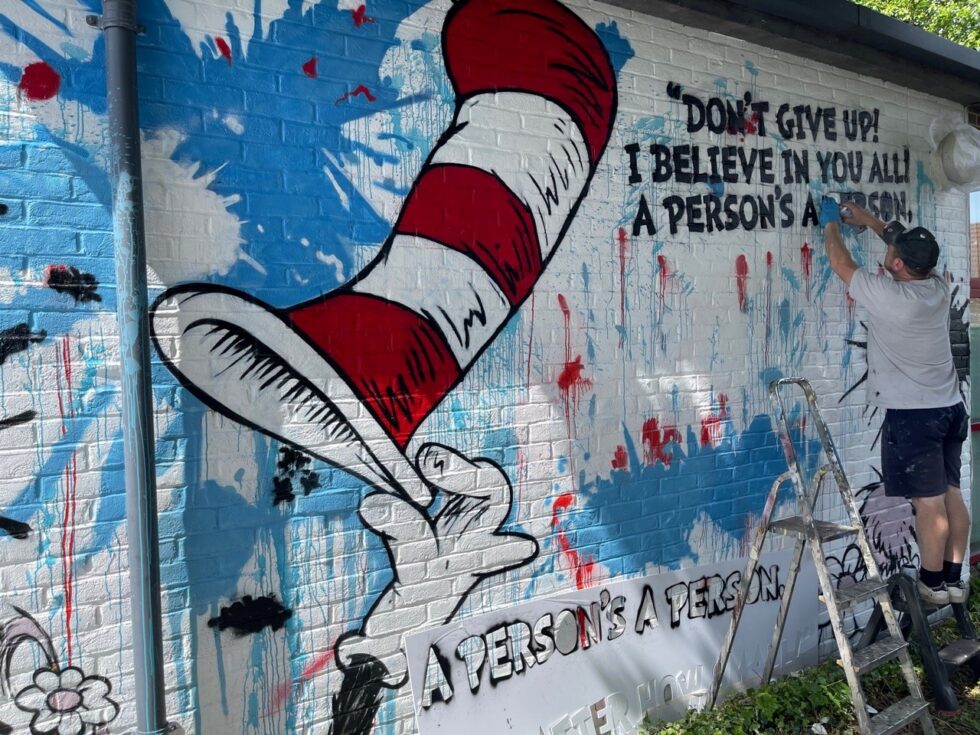 Dr Seuss - Cat in the Hat MurWalls photos